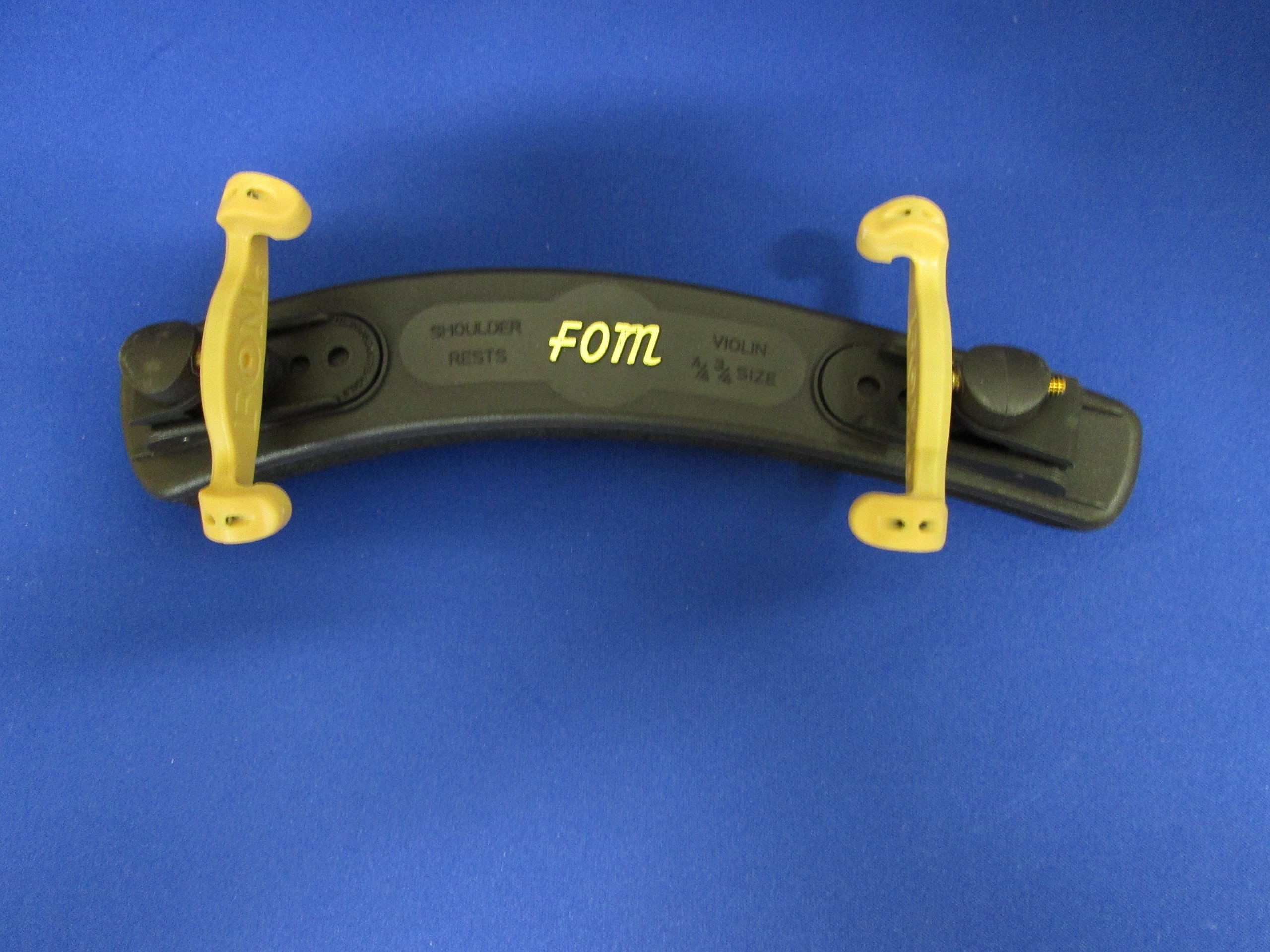 Amazon | バイオリン肩当 FOM 4/4・3/4サイズ/脚が折りたためるタイプ